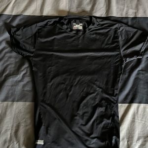 Men's under armour tactical compression shirt